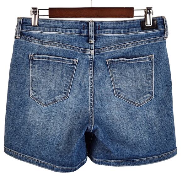 Dear John Denim Shorts Womens Size 29 Blue Medium Wash Stretch 5” Inseam EUC - Picture 2 of 15